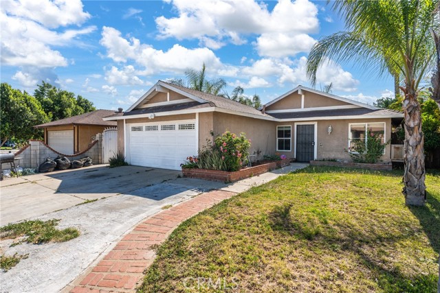 Detail Gallery Image 2 of 18 For 14735 Perham Dr, Moreno Valley,  CA 92553 - 3 Beds | 2 Baths
