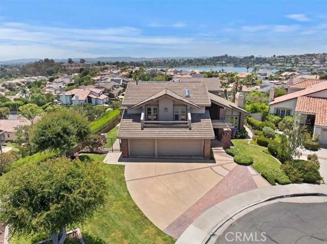 28212 San Marcos, Mission Viejo CA: https://media.crmls.org/medias/0ce35596-2e2e-4e94-988b-490bf420b96e.jpg