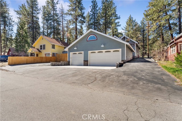 Detail Gallery Image 12 of 49 For 1584 Betty St, Wrightwood,  CA 92397 - 3 Beds | 2 Baths