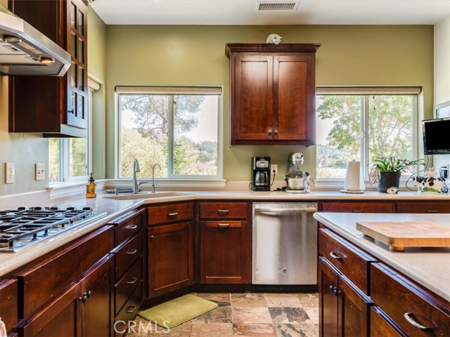 Detail Gallery Image 20 of 69 For 1575 Parkhill Rd, Santa Margarita,  CA 93453 - 4 Beds | 2/1 Baths