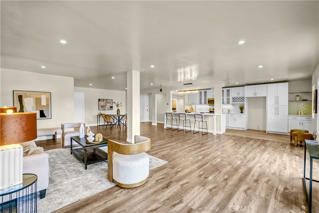 5412 Lindley Avenue #325