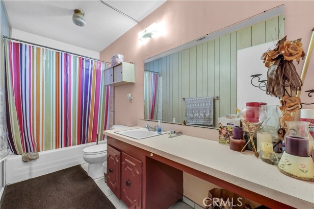 3261 Viola Drive, Riverside CA: https://media.crmls.org/medias/0ce5d95c-c44d-4ea0-9ff8-d44649690a90.jpg