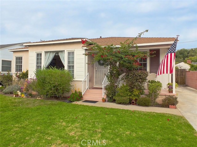 2909 Loomis St, Lakewood, CA 90712