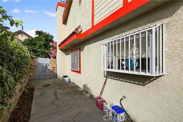 Detail Gallery Image 19 of 21 For 13813 Los Angeles, Baldwin Park,  CA 91706 - 3 Beds | 3 Baths