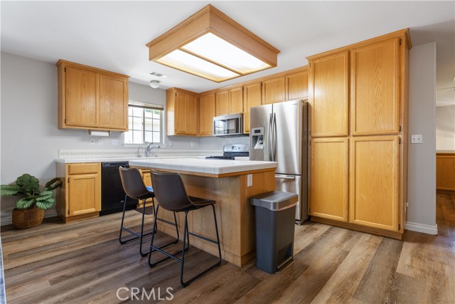 Detail Gallery Image 10 of 31 For 821 Marlbank Pl, Paso Robles,  CA 93446 - 3 Beds | 2/1 Baths