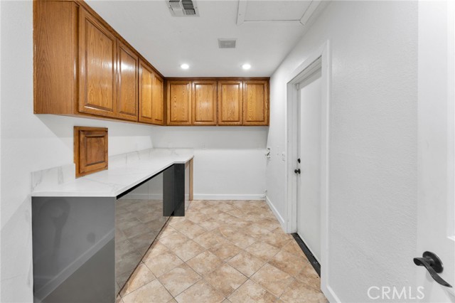18343 Cocopah Court, Apple Valley CA: https://media.crmls.org/medias/0ce641c5-8f56-44c1-8bb6-bccb7624d140.jpg