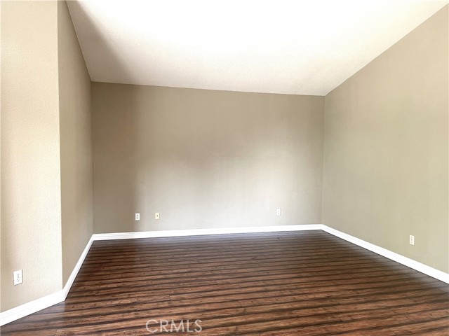 2985 Amber Drive, Corona CA: https://media.crmls.org/medias/0ce65438-e729-4898-86cd-8f1689f7a198.jpg