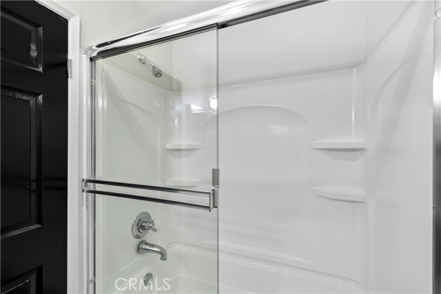 450 E 4th Street, Santa Ana CA: https://media.crmls.org/medias/0ce6d53c-063c-48a8-985c-94494f0edb3f.jpg