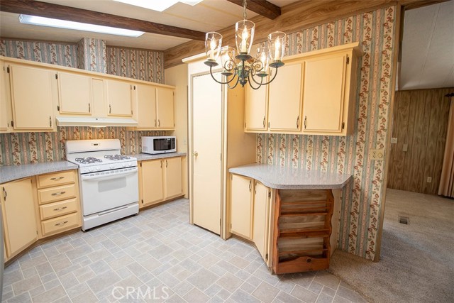 Detail Gallery Image 12 of 39 For 519 W Taylor St, Santa Maria,  CA 93458 - 2 Beds | 2 Baths