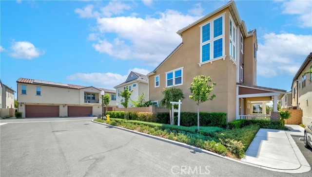 16145 Sandpiper Avenue, Chino CA: https://media.crmls.org/medias/0ce781bb-83a3-4a58-90c7-c06c022080ab.jpg