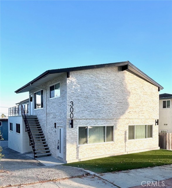 Front Image Thumbnail for CRSB25276407