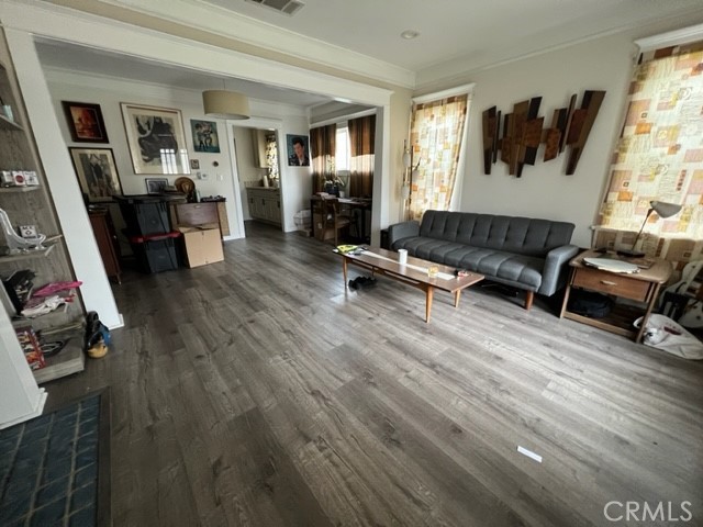 466 Vine Street, Glendale, CA, 91204 466 Vine Street, Glendale, CA, 91204