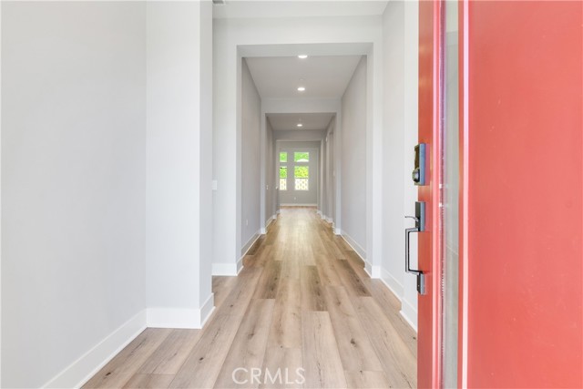 Detail Gallery Image 2 of 31 For 6532 Canyon Oaks Dr, Simi Valley,  CA 93063 - 4 Beds | 3/1 Baths