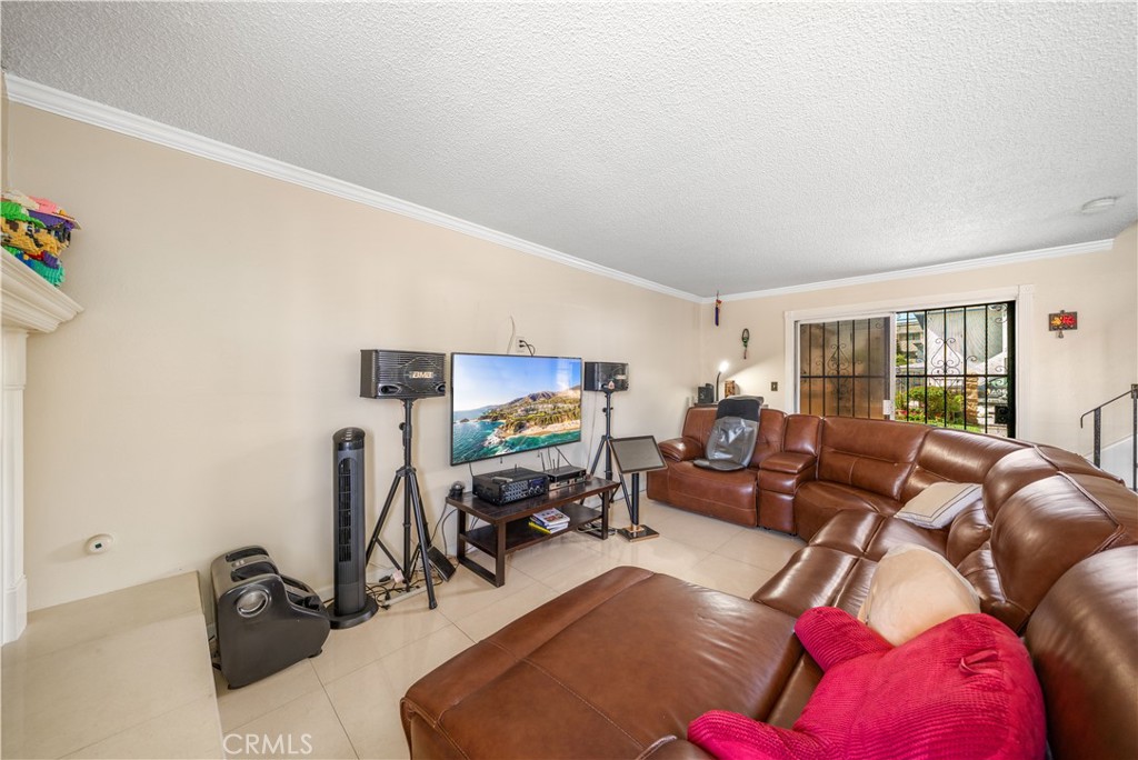 MLS #CV25160175 image #9