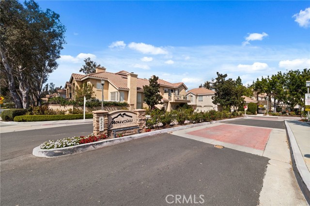 Image 27 of 35 For 8215 White Oak  19