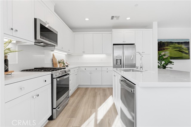 Detail Gallery Image 5 of 75 For 1300 Lasso Way #305,  Rancho Mission Viejo,  CA 92694 - 2 Beds | 2 Baths