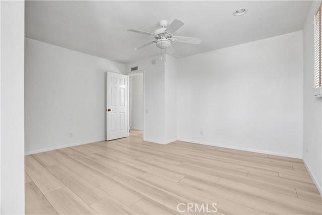 22718 Town Crier Road, Calabasas CA: https://media.crmls.org/medias/0ceca2cf-8503-4876-8b23-0ebf0267e144.jpg