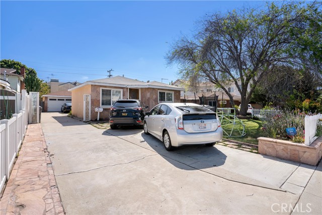 2228 Plant Avenue, Redondo Beach, California 90278, 4 Bedrooms Bedrooms, ,2 BathroomsBathrooms,Residential,Sold,Plant,SB22080436