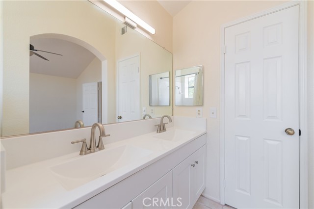48 San Sebastian, Rancho Santa Margarita CA: https://media.crmls.org/medias/0cee0941-fb72-4c63-afca-cbdf07948f39.jpg