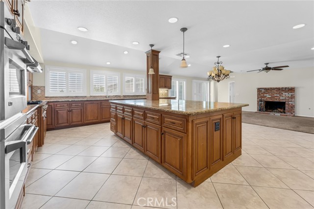 294 W Buffington Street, Upland CA: https://media.crmls.org/medias/0cee180d-825f-464f-b744-1581d2d8cb8c.jpg