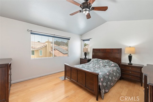 560 Shenandoah Road, Corona CA: https://media.crmls.org/medias/0cee7e58-01d5-4b2a-bf36-d5156ce144cf.jpg