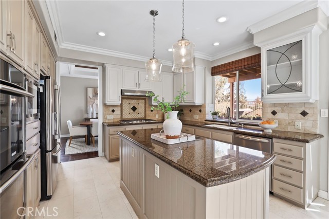 Detail Gallery Image 20 of 69 For 20876 Parkside, Lake Forest,  CA 92630 - 5 Beds | 3 Baths