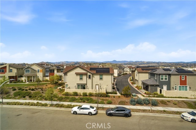 Detail Gallery Image 9 of 31 For 27465 Chamise, Valencia,  CA 91381 - 2 Beds | 3 Baths