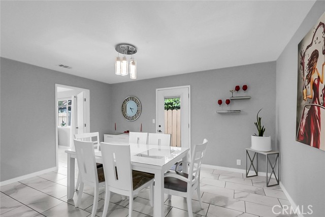 Detail Gallery Image 10 of 33 For 3716 Georgeann, Ceres,  CA 95307 - 3 Beds | 2 Baths