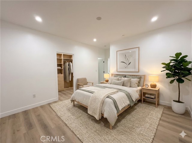 Detail Gallery Image 10 of 20 For 9128 Balcom Ave, Northridge,  CA 91325 - 4 Beds | 3 Baths