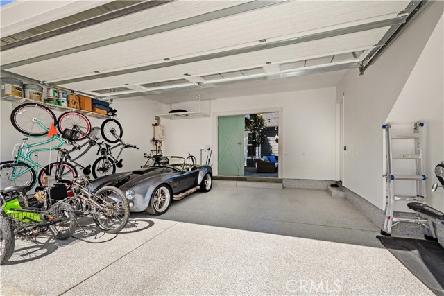 2905 Broad St, Newport Beach CA: https://media.crmls.org/medias/0ceff502-3c69-42ac-91ba-3ab7c229a9f3.jpg