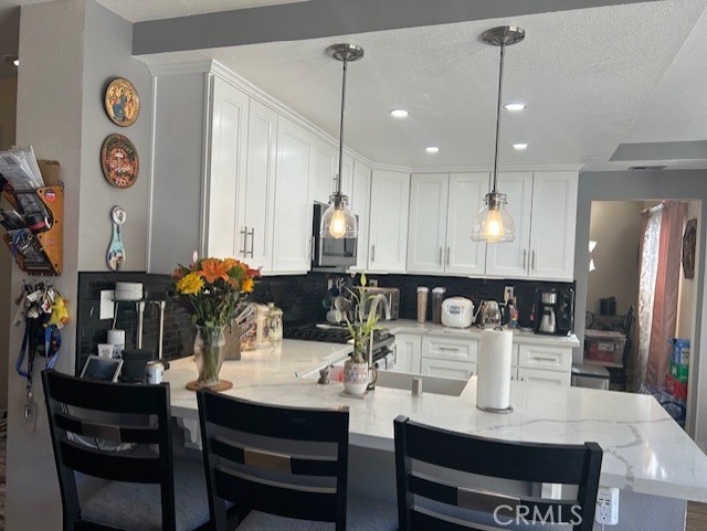 30103 Desert Rose Drive, Castaic CA: https://media.crmls.org/medias/0cf0f6c9-67e3-4a5d-bb3d-3cd99201453e.jpg