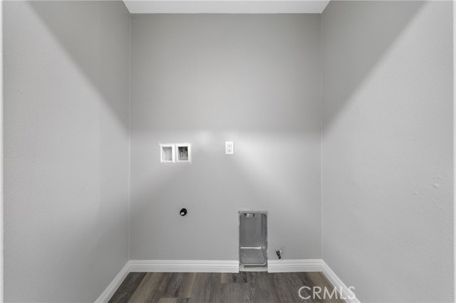 24800 Carolyn Avenue, Moreno Valley CA: https://media.crmls.org/medias/0cf15e5d-e66d-4541-9917-db3b83587b15.jpg