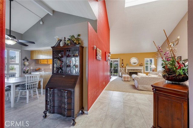 Detail Gallery Image 7 of 52 For 1894 Sunbury, Escondido,  CA 92026 - 3 Beds | 2 Baths