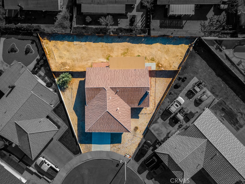 https://media.crmls.org/medias/0cf1fed1-9871-44c5-9bdc-c79f91f8a6a0.jpg?preset=X-Large