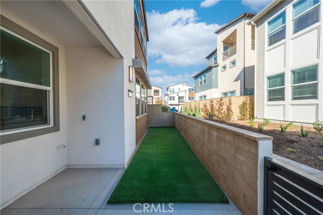 Detail Gallery Image 4 of 45 For 322 Proctor, Irvine,  CA 92618 - 4 Beds | 3/1 Baths