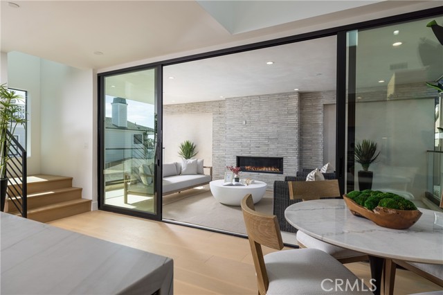 Detail Gallery Image 9 of 20 For 716 .5 Orchid Ave, Corona Del Mar,  CA 92625 - 2 Beds | 2/1 Baths