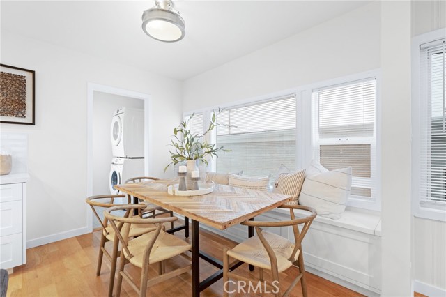 Upper Unit | Dining with Built in Banquette