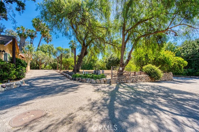 Detail Gallery Image 5 of 28 For 18771 Oriente Dr, Yorba Linda,  CA 92886 - 3 Beds | 2 Baths