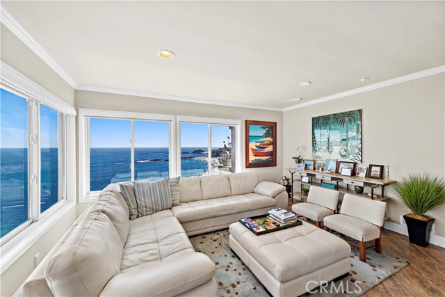 Detail Gallery Image 6 of 64 For 31015 Coast, Laguna Beach,  CA 92651 - 4 Beds | 4 Baths