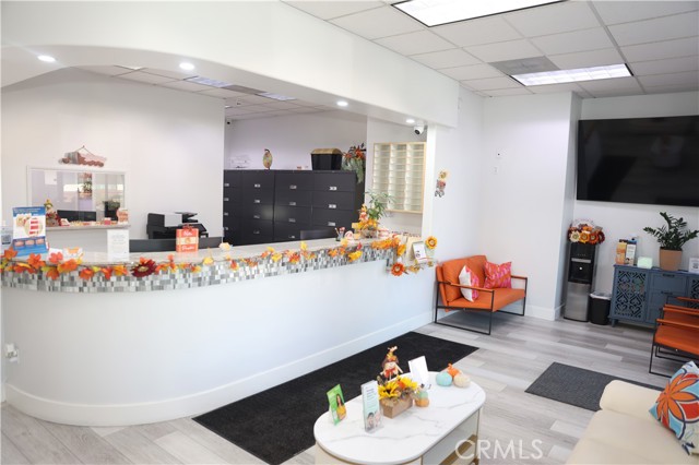 3950 Pierce St, Riverside CA: https://media.crmls.org/medias/0cf6ee9c-a61f-4af3-9818-056e477e2fa1.jpg