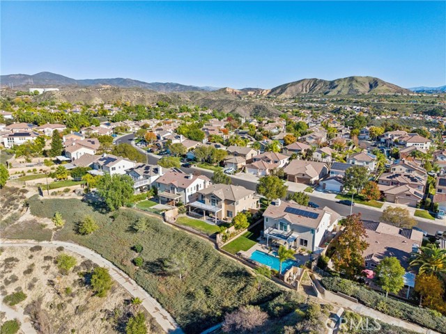 Detail Gallery Image 41 of 44 For 22939 Raintree, Saugus,  CA 91390 - 4 Beds | 3 Baths