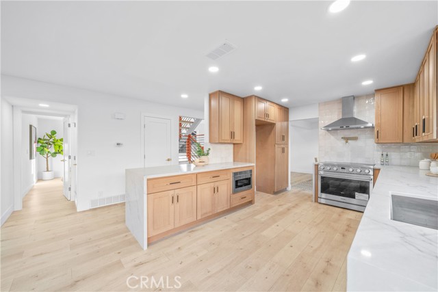 Detail Gallery Image 23 of 68 For 12361 Caravel, Cerritos,  CA 90703 - 5 Beds | 3 Baths