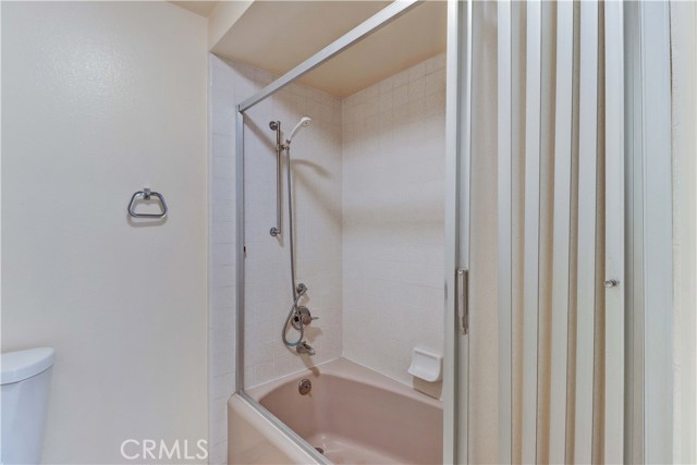 Detail Gallery Image 35 of 56 For 2009 via Mariposa #D,  Laguna Woods,  CA 92637 - 2 Beds | 2 Baths