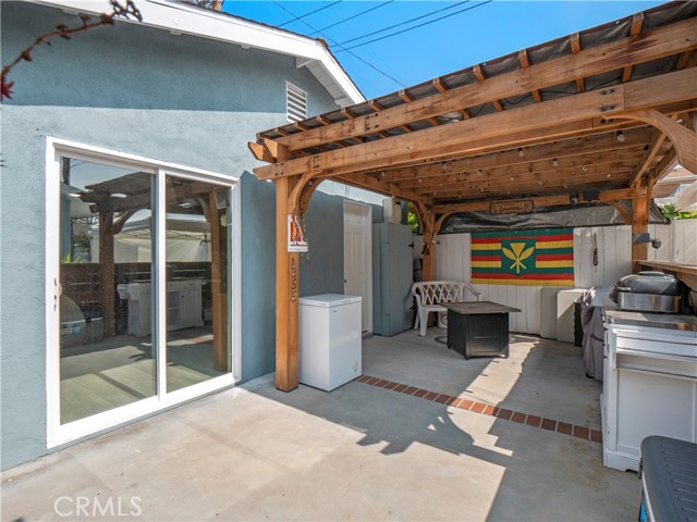 Detail Gallery Image 26 of 42 For 12025 Herbert St, Culver City,  CA 90066 - 4 Beds | 4 Baths