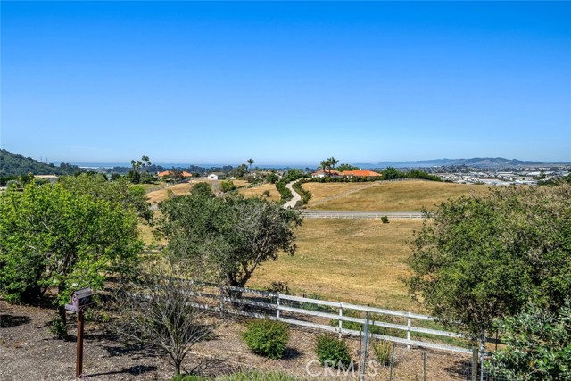Detail Gallery Image 15 of 74 For 272 Candice Court, Arroyo Grande,  CA 93420 - 4 Beds | 3 Baths