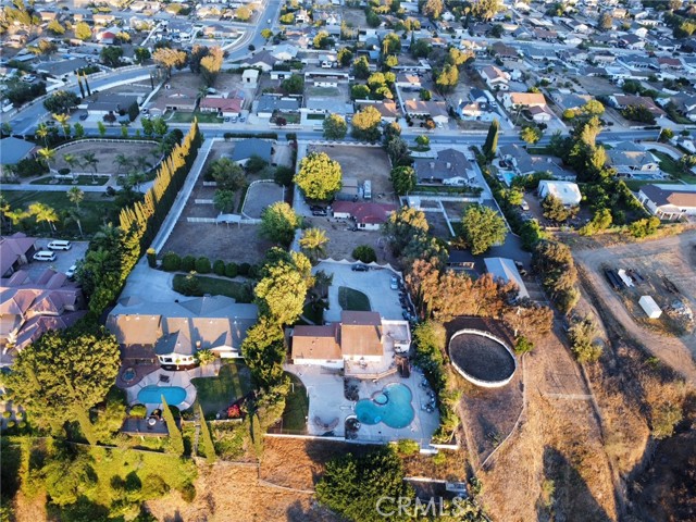 5266 Bluff Street, Norco CA: https://media.crmls.org/medias/0cfa06c6-0078-4491-8160-8309acc66999.jpg