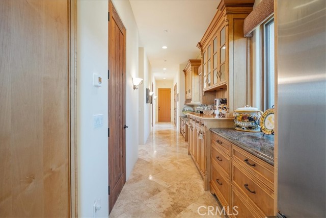 1917 Santa Margarita Drive, Fallbrook CA: https://media.crmls.org/medias/0cfa1245-109b-4899-8c3e-977a24314e84.jpg
