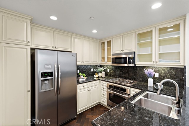 Detail Gallery Image 14 of 56 For 115 Coral Rose, Irvine,  CA 92603 - 2 Beds | 2/1 Baths