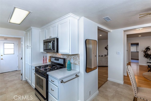 14309 La Mesa Drive, La Mirada CA: https://media.crmls.org/medias/0cfba2b0-c78a-4026-903e-a2cc679ee302.jpg