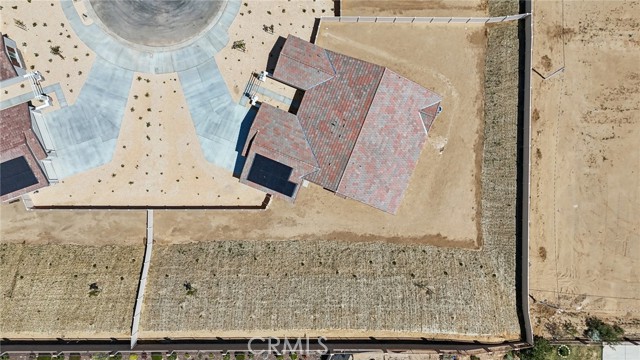 41810 Castello Lane, Palmdale CA: https://media.crmls.org/medias/0cfc2bd0-d721-4d9b-93ba-2c6f6eece2d3.jpg